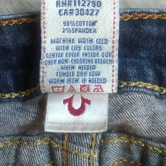 True Religion Women's Distressed Straight Leg Stretch Jeans Size 28 - Picture 5 of 7